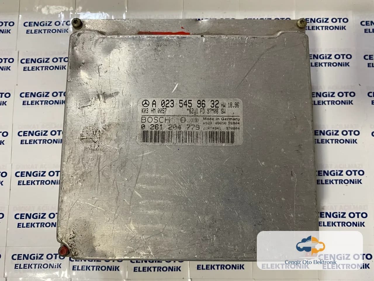 Mercedes W202 W210 Motor Beyini - A0235459632 - 0261204779