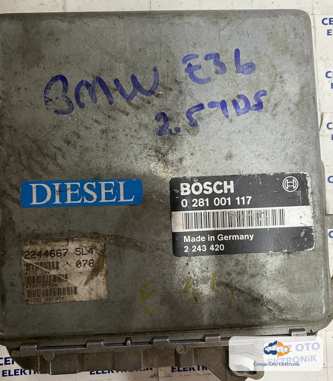 Bmw E36 Motor Beyini - 0281001117