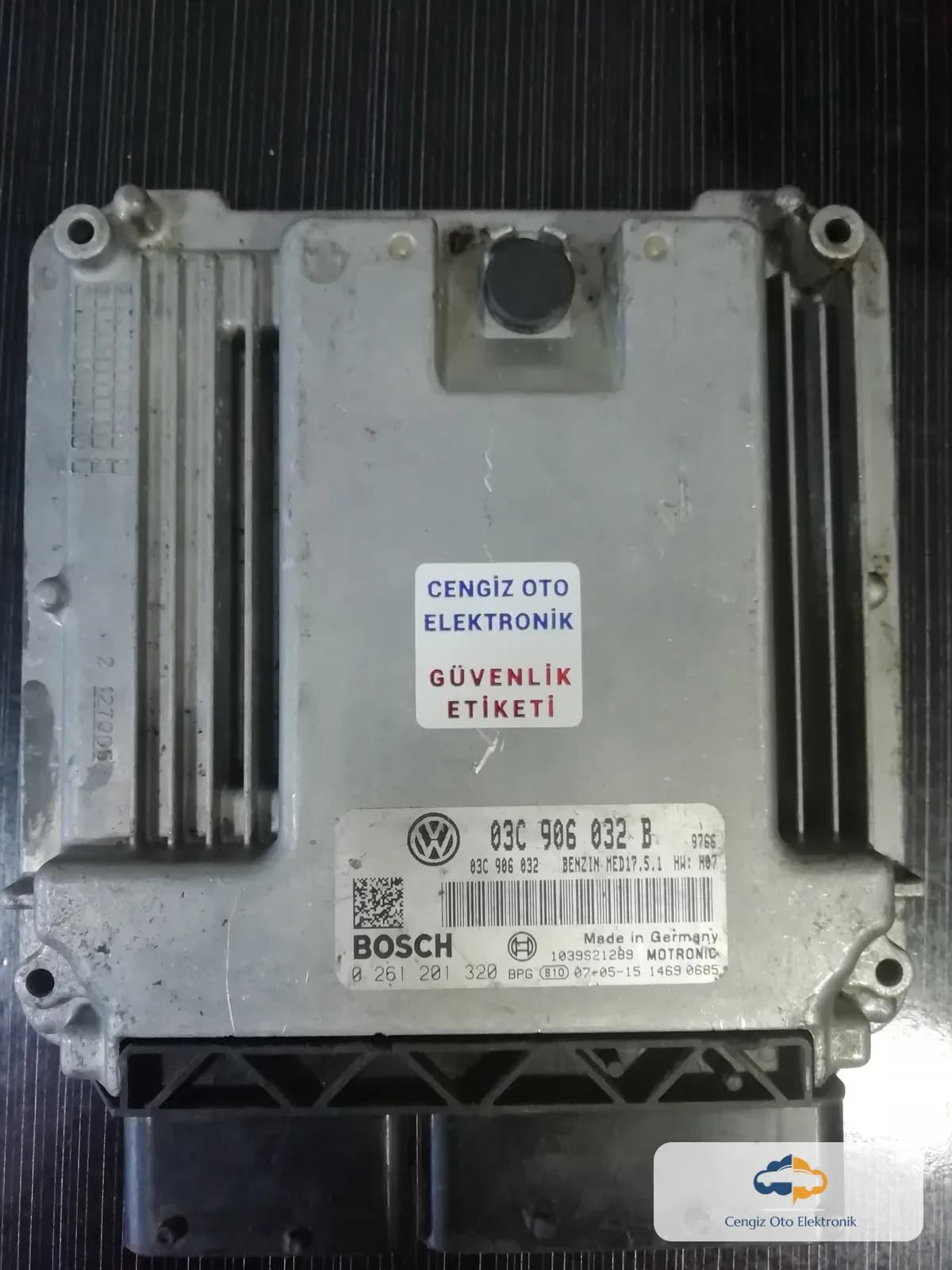 Volkswagen Jetta - Golf Motor Beyini - 0261201320 - 03C906032B