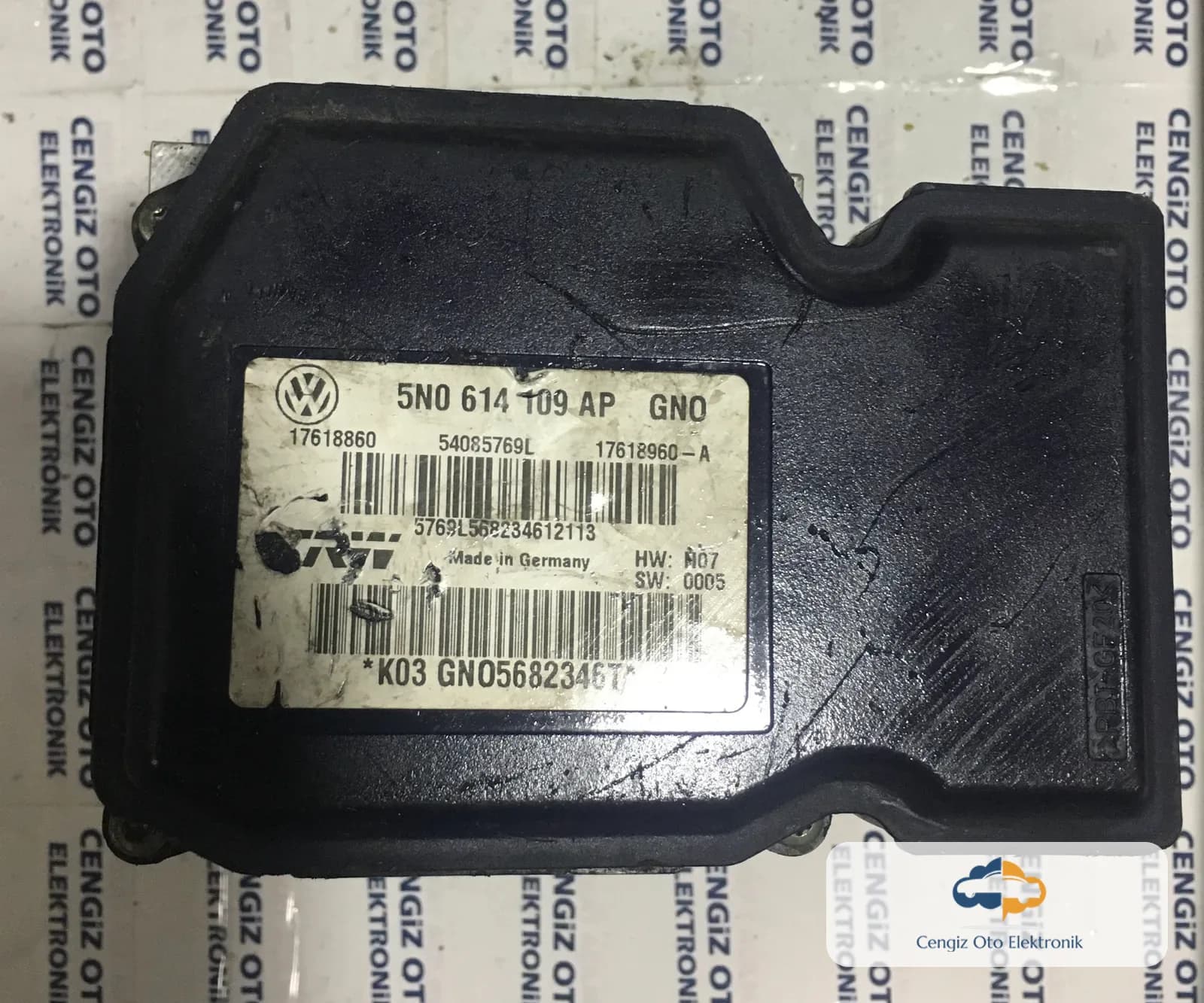 Volkswagen Tiguan ABS Beyini - 5N0614109AP - 5N0 614 109 AP