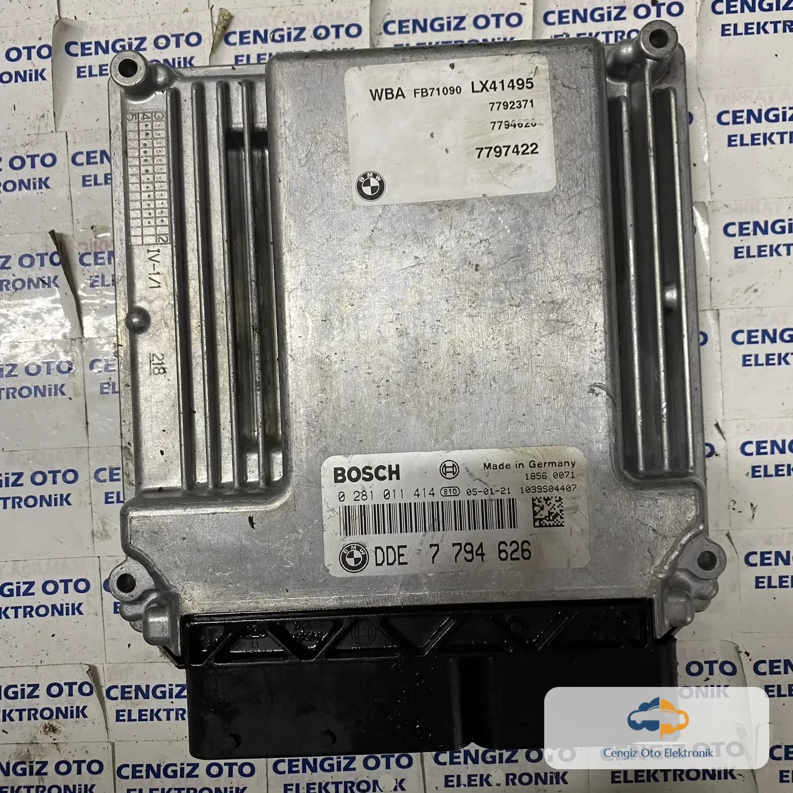 BMW X3 X5 E83 E53 Motor Beyini - 0281011414 - 0 281 011 414