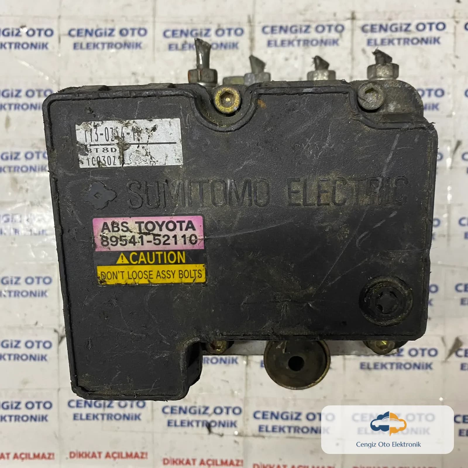 Toyota Yaris ABS Beyini - 8954152110 - 89541-52110