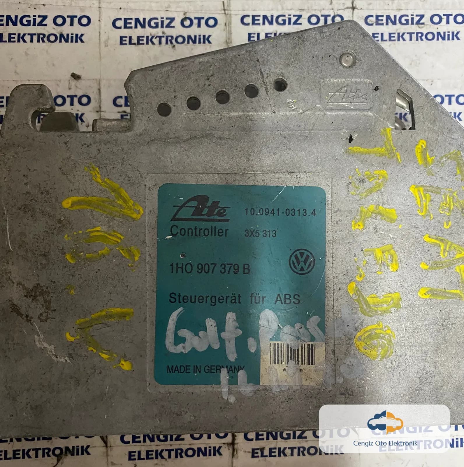 Volkswagen Motor Beyini - 1H0907379B