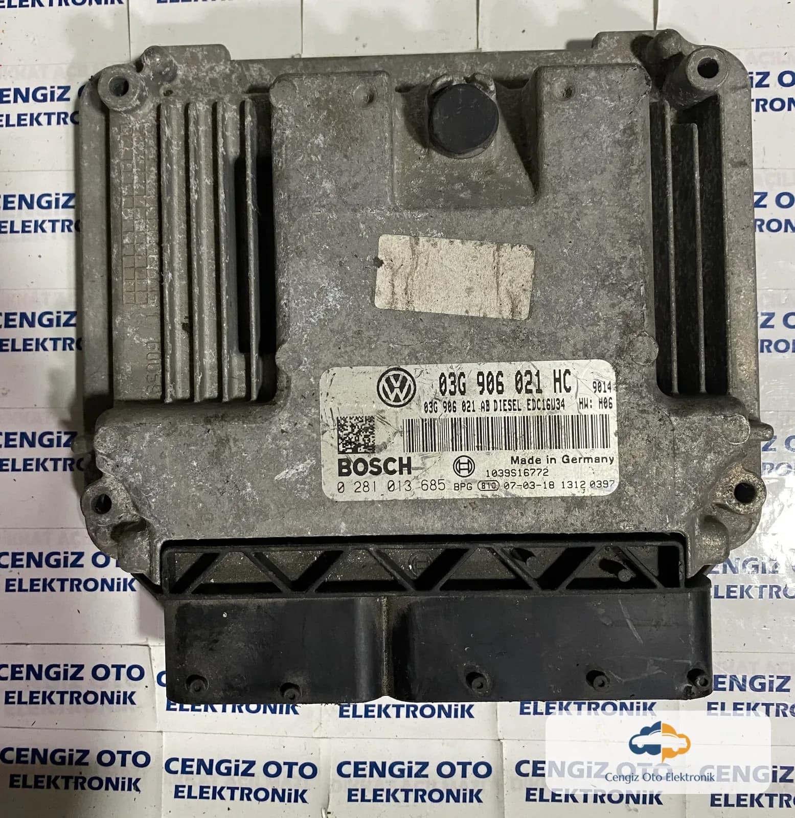 Volkswagen Golf Motor Beyini - 0 281 013 685 - 0281013685 - 03G906021HC - 03G 906 021 HC