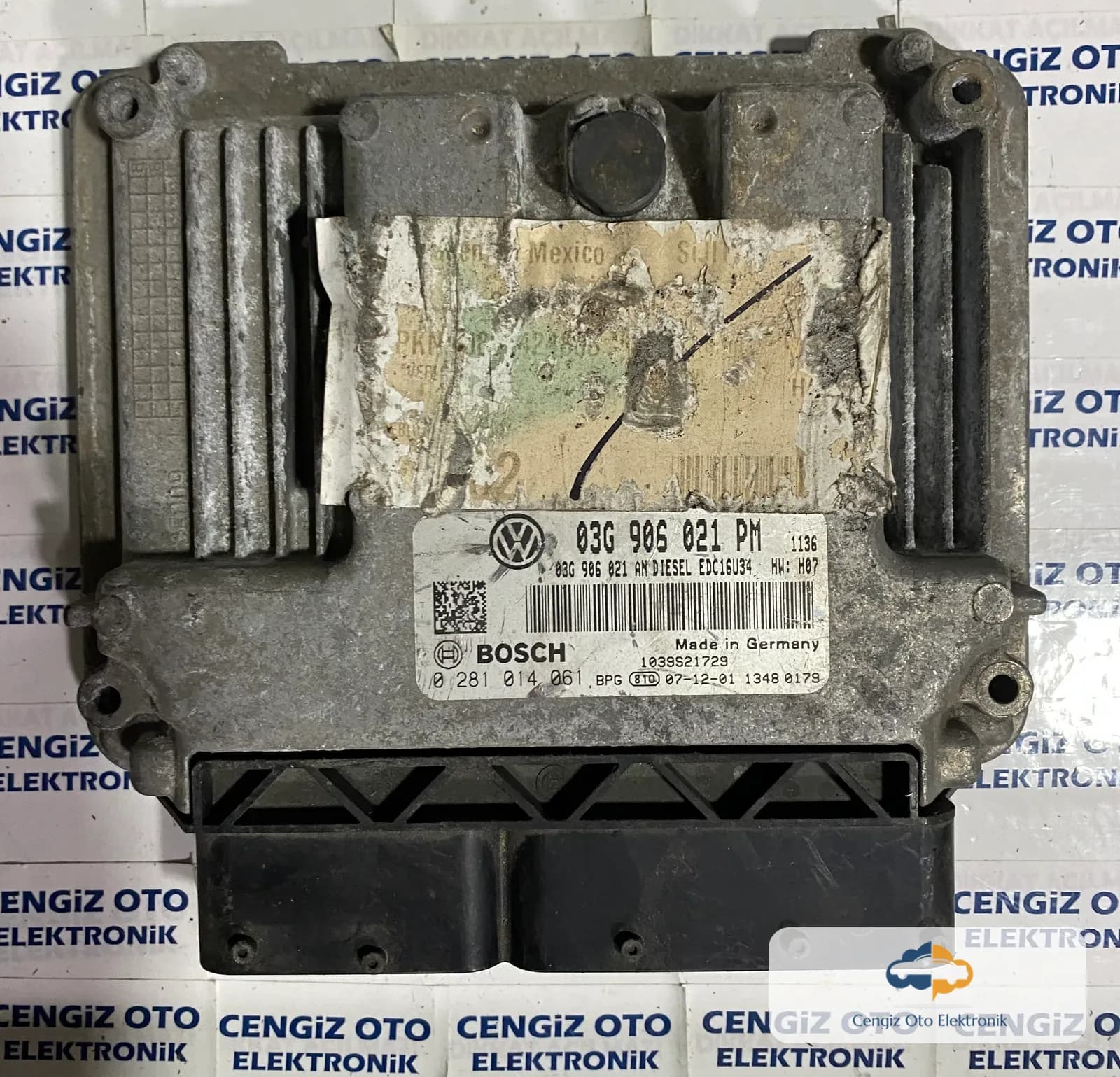 Volkswagen Golf Motor Beyini - 0 281 014 061 - 0281014061 - 03G 906 021 PM - 03G906021PM
