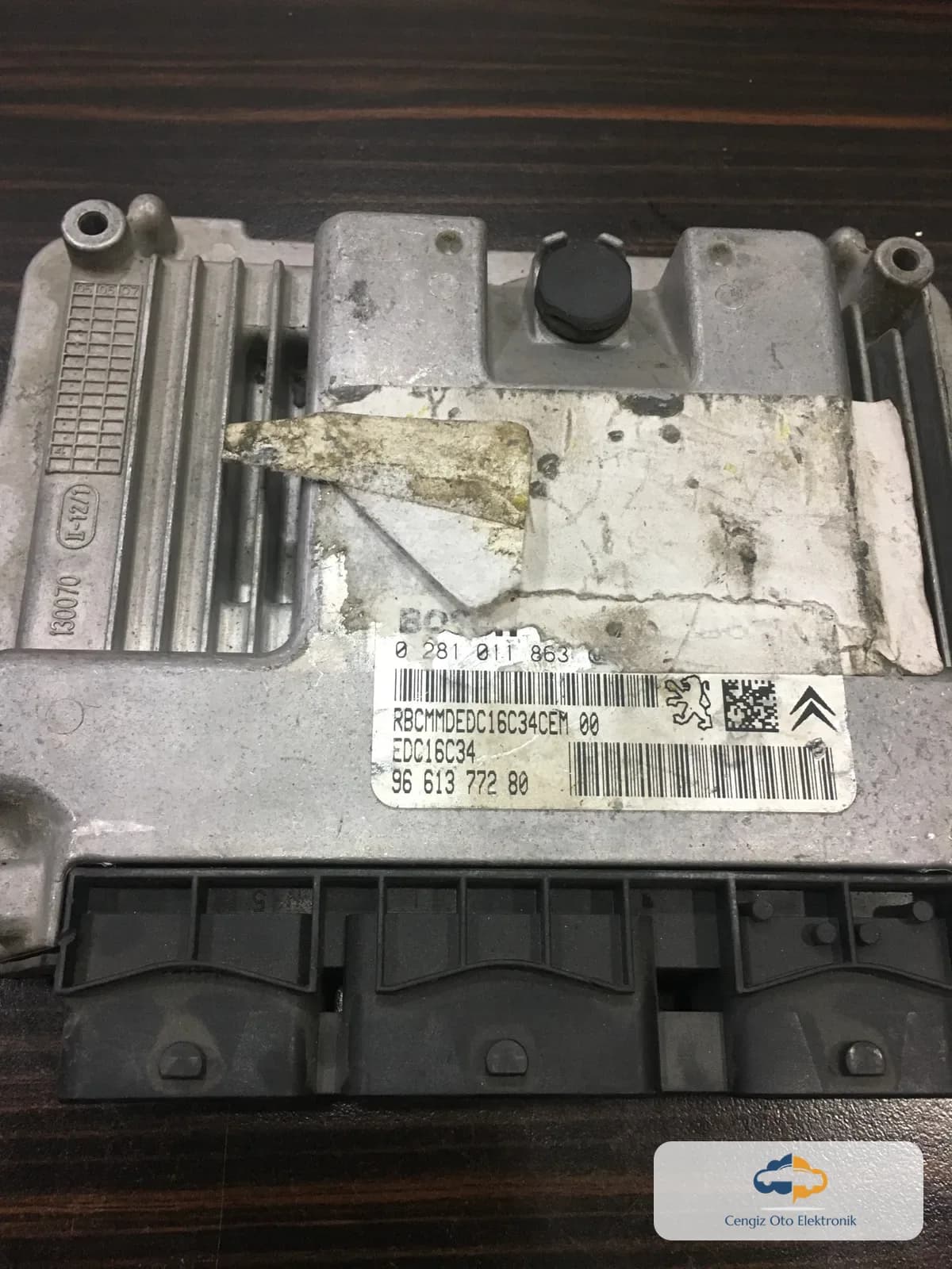 Peugeot 307 Motor Beyini - 0281011863 - 9661377280 - EDC16C34