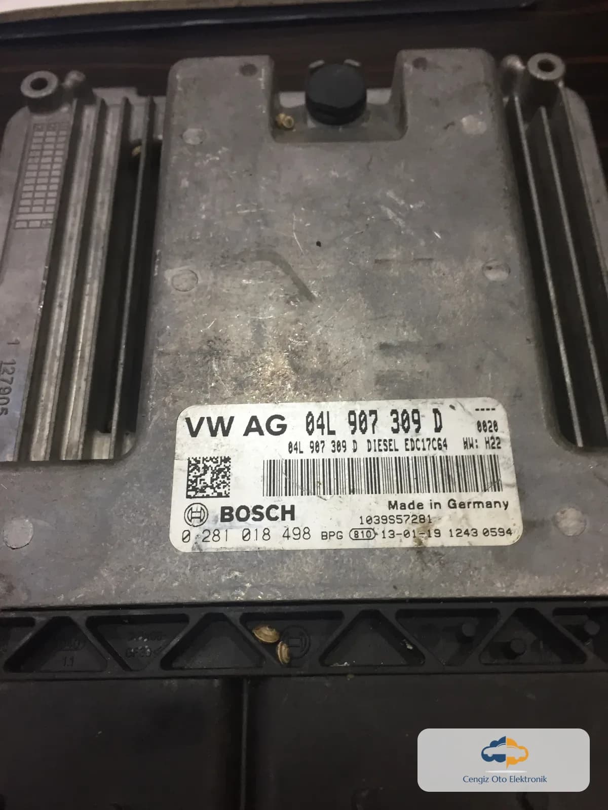 Volkswagen Golf 7 Motor Beyini - 0281018498 - 04L907309D - EDC17C64