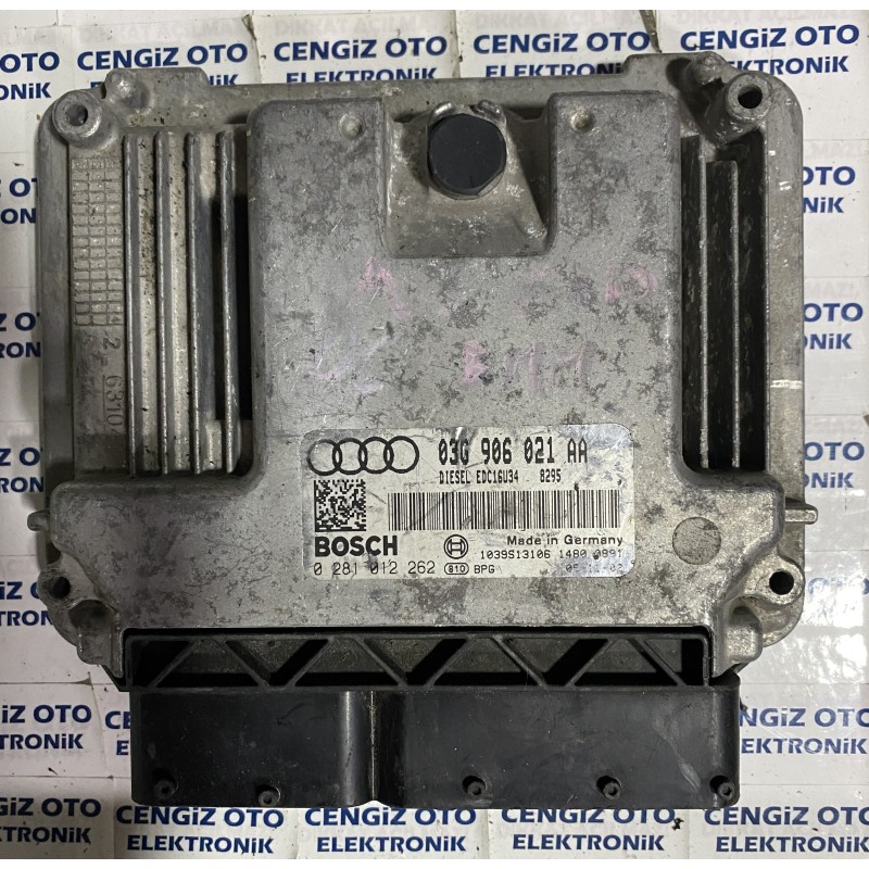 Audi A3 Motor Beyini - 0 281 012 262 - 0281012262 - 03G 906 021 AA - 03G906021AA